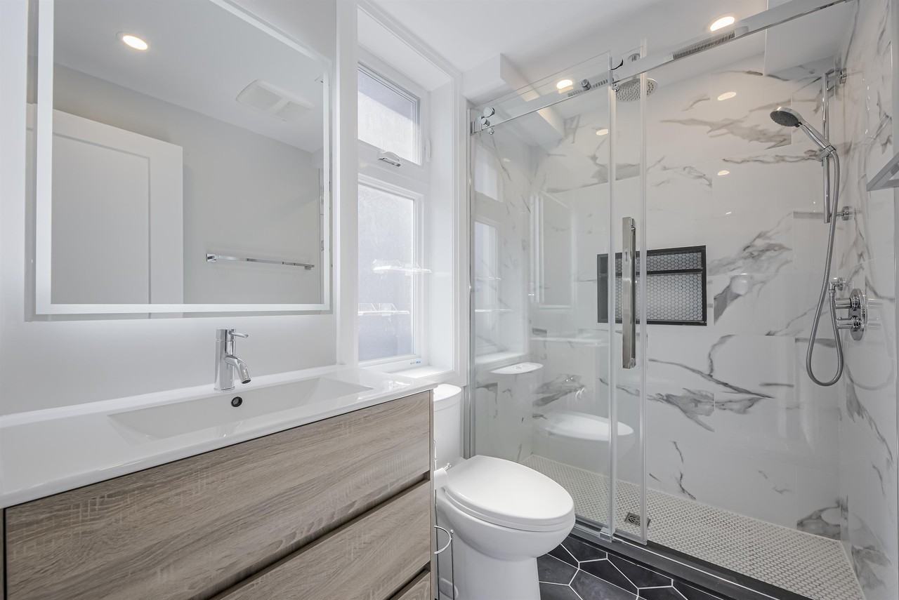 17 Lockwood Rd #A - Photo 5 of 10