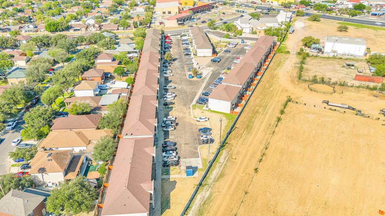 Merida Vista Apartments - Photo 5 of 50