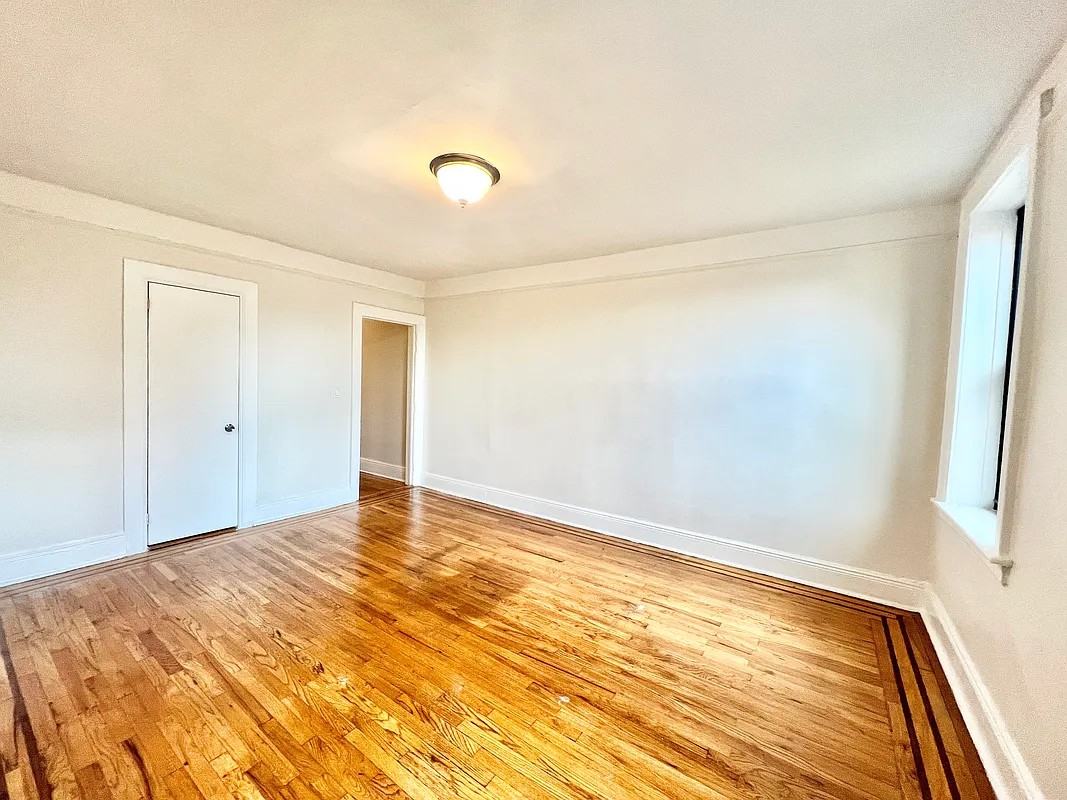 40-19 79th Street #3B - Photo 5 of 8