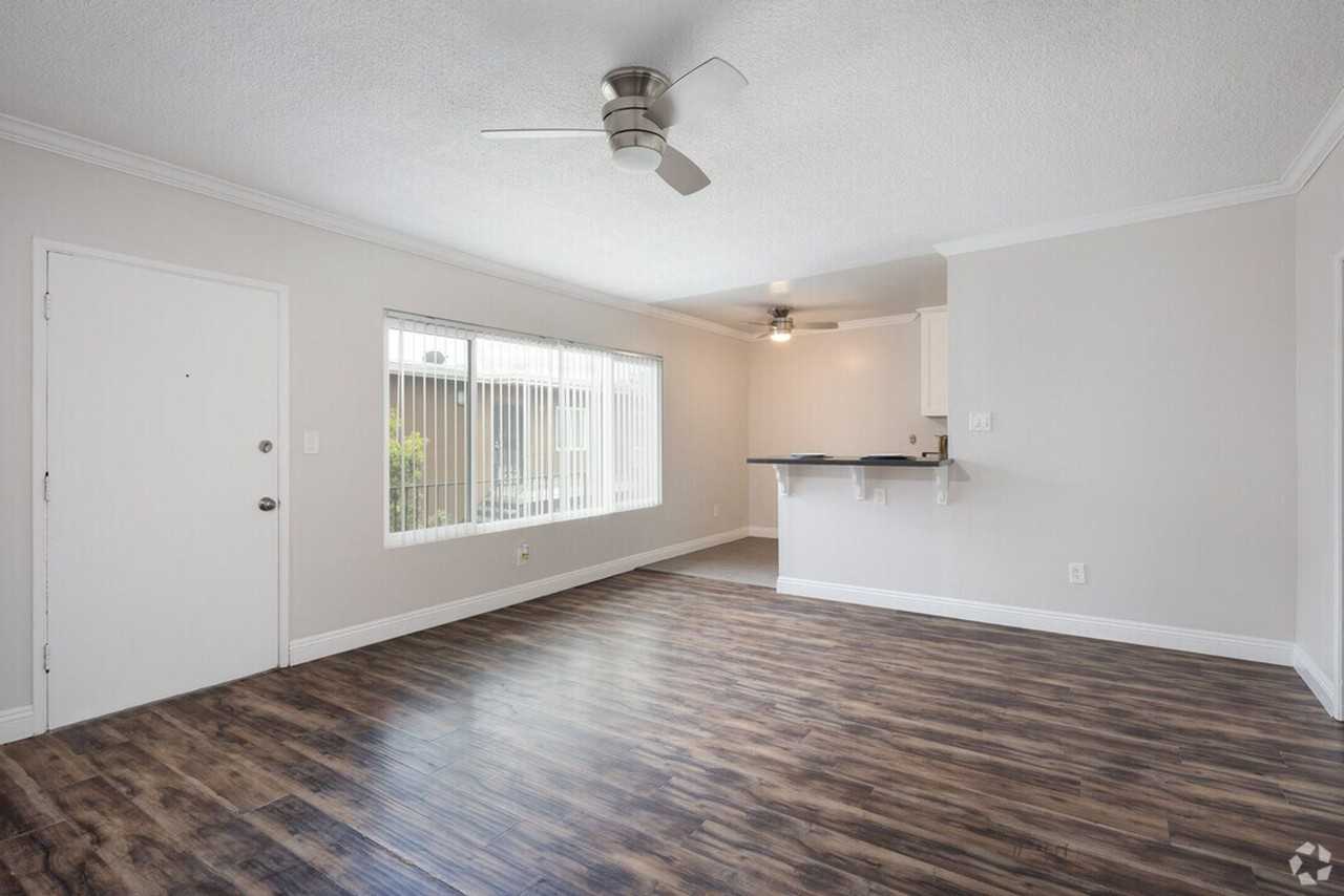 Beach West - Photo 2 of 10