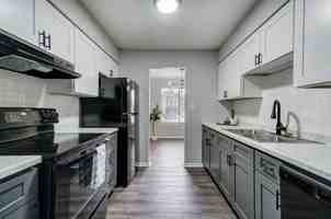 featured image of 220 East Hoover Drive