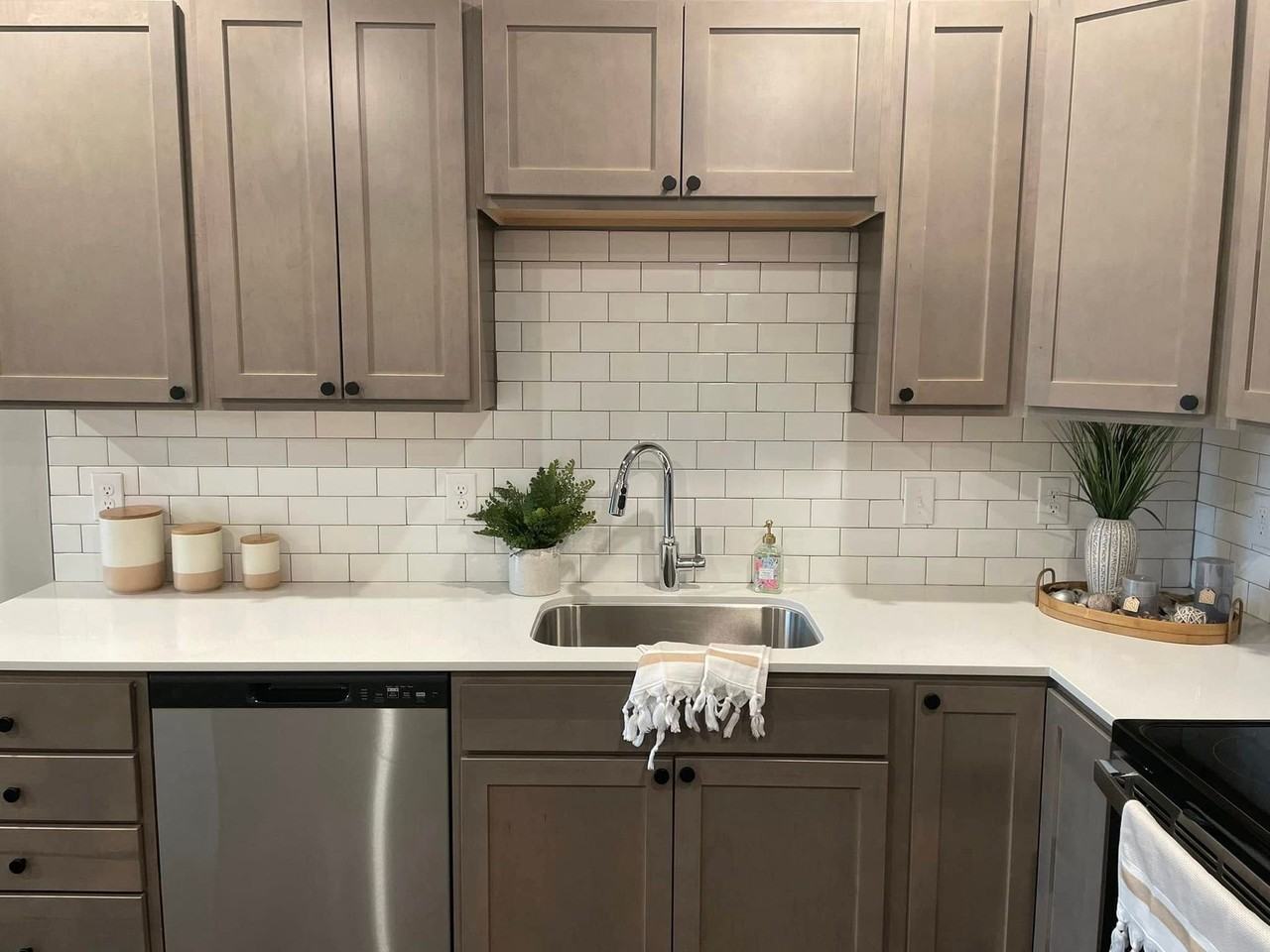 Level at Village Gardens - Photo 2 of 50