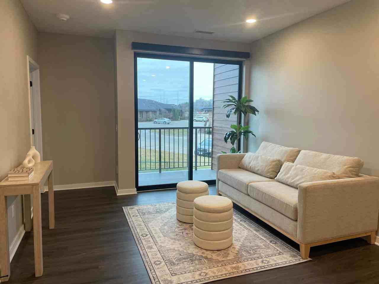 Level at Village Gardens - Photo 5 of 50