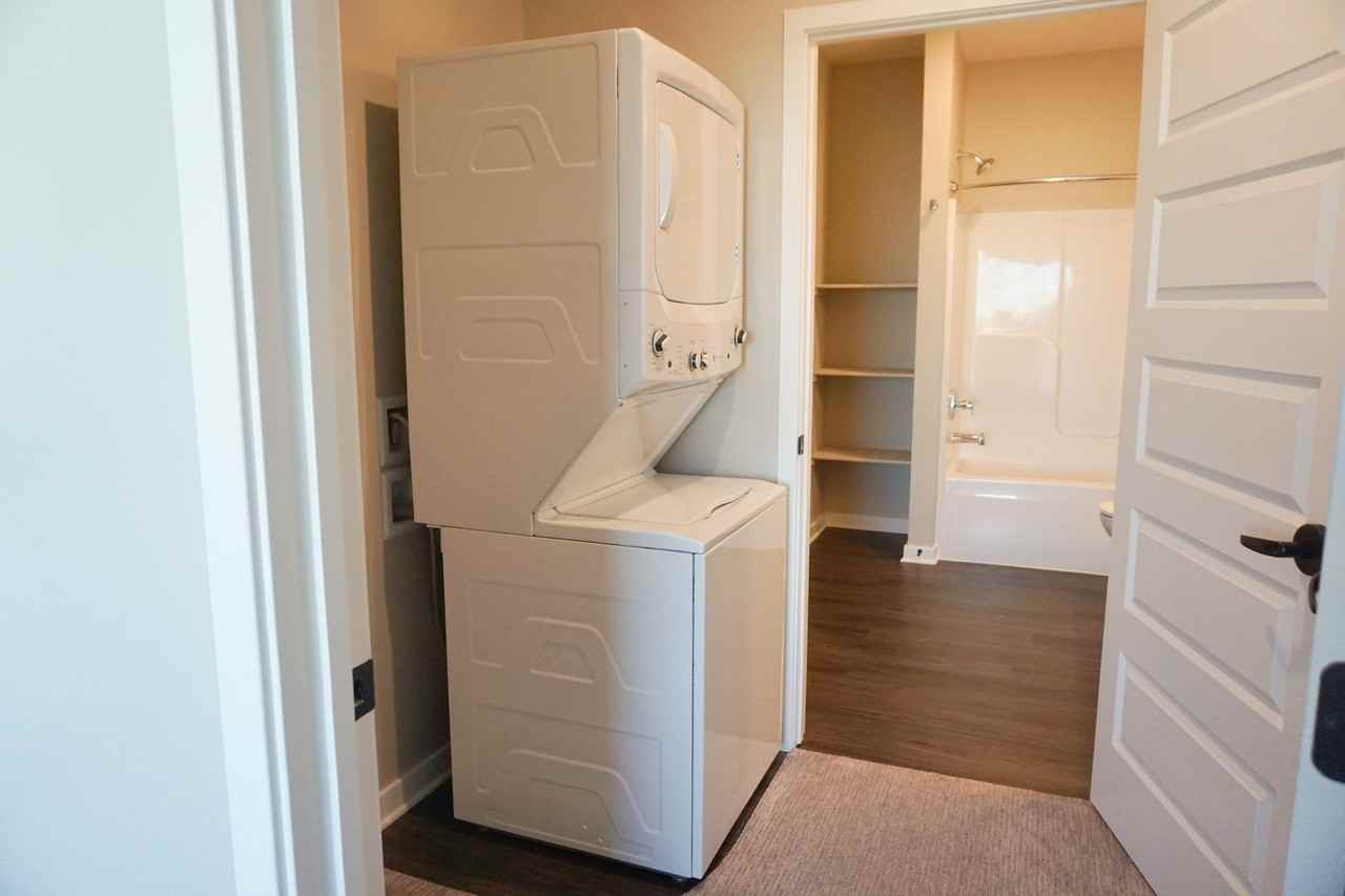 Level at Village Gardens - Photo 7 of 50