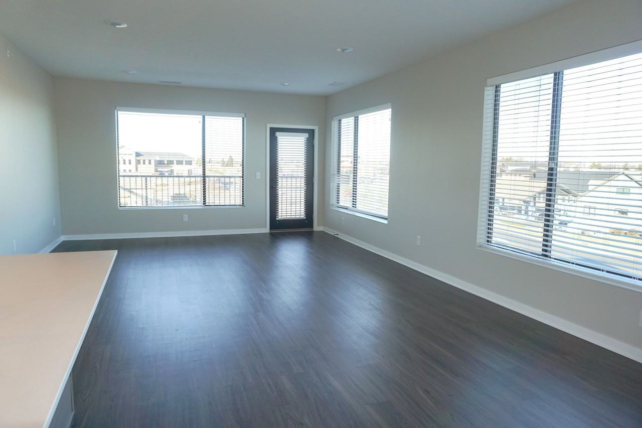 Level at Village Gardens - Photo 7 of 50