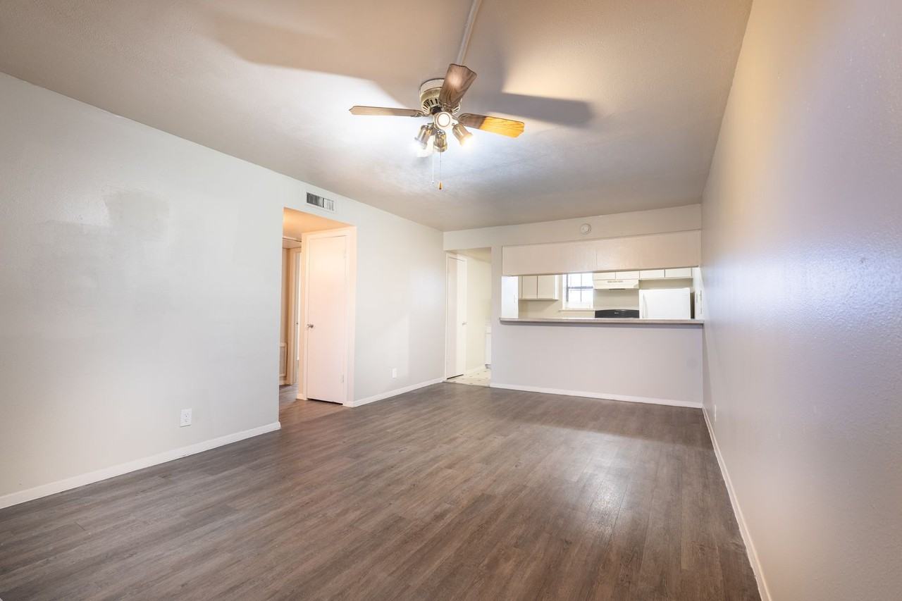 Valley Terrace Apartments - Photo 5 of 33