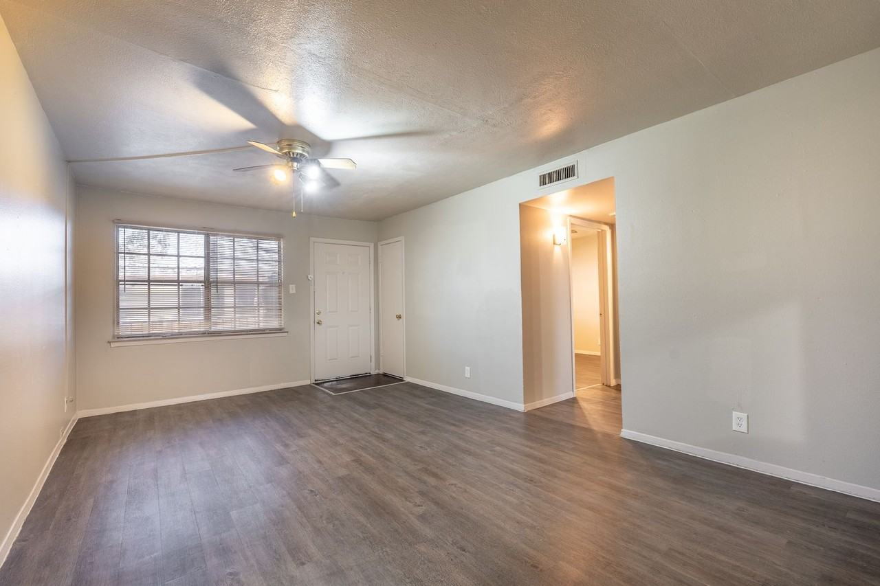 Valley Terrace Apartments - Photo 6 of 33