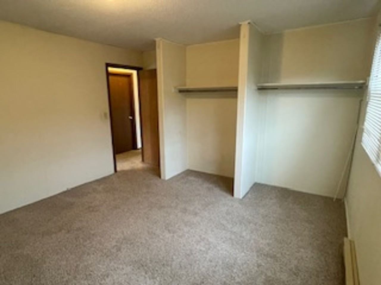 Brittany Courts 2 - Photo 5 of 32