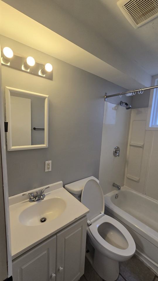 9 Connaught Avenue #3 - Photo 7 of 11