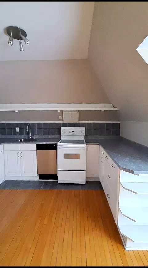 25 Delaware Avenue #3 - Photo 6 of 18