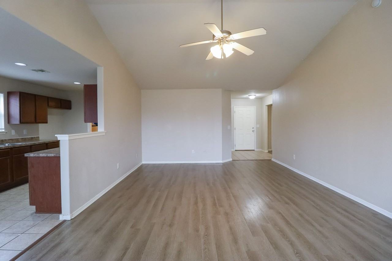 14306 East 112th Place North - Photo 6 of 25