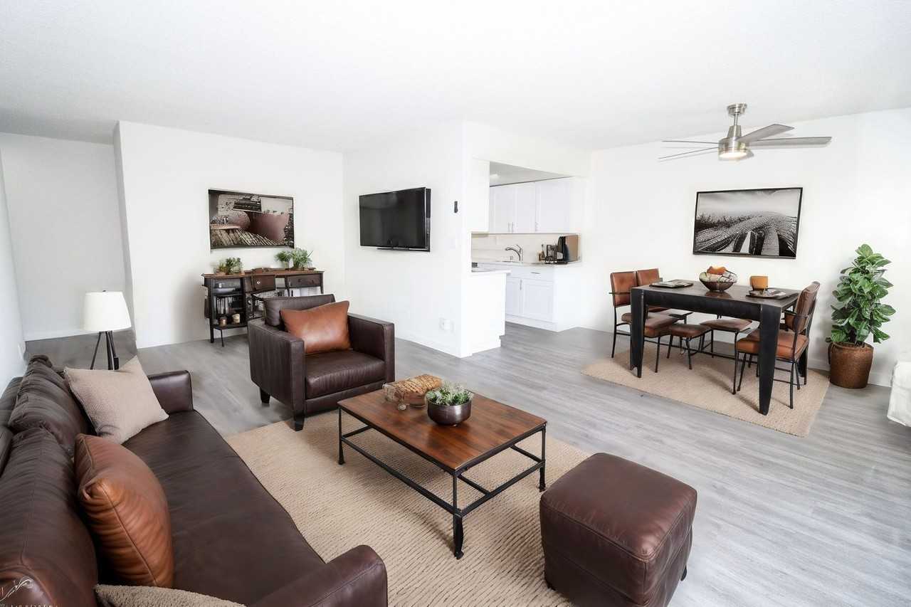 Encino Plaza Apartments - Photo 7 of 15