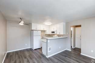 215 Bayview Street - Photo 1 of 1