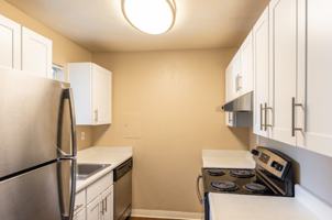 featured image of 1326 E Cotati Ave