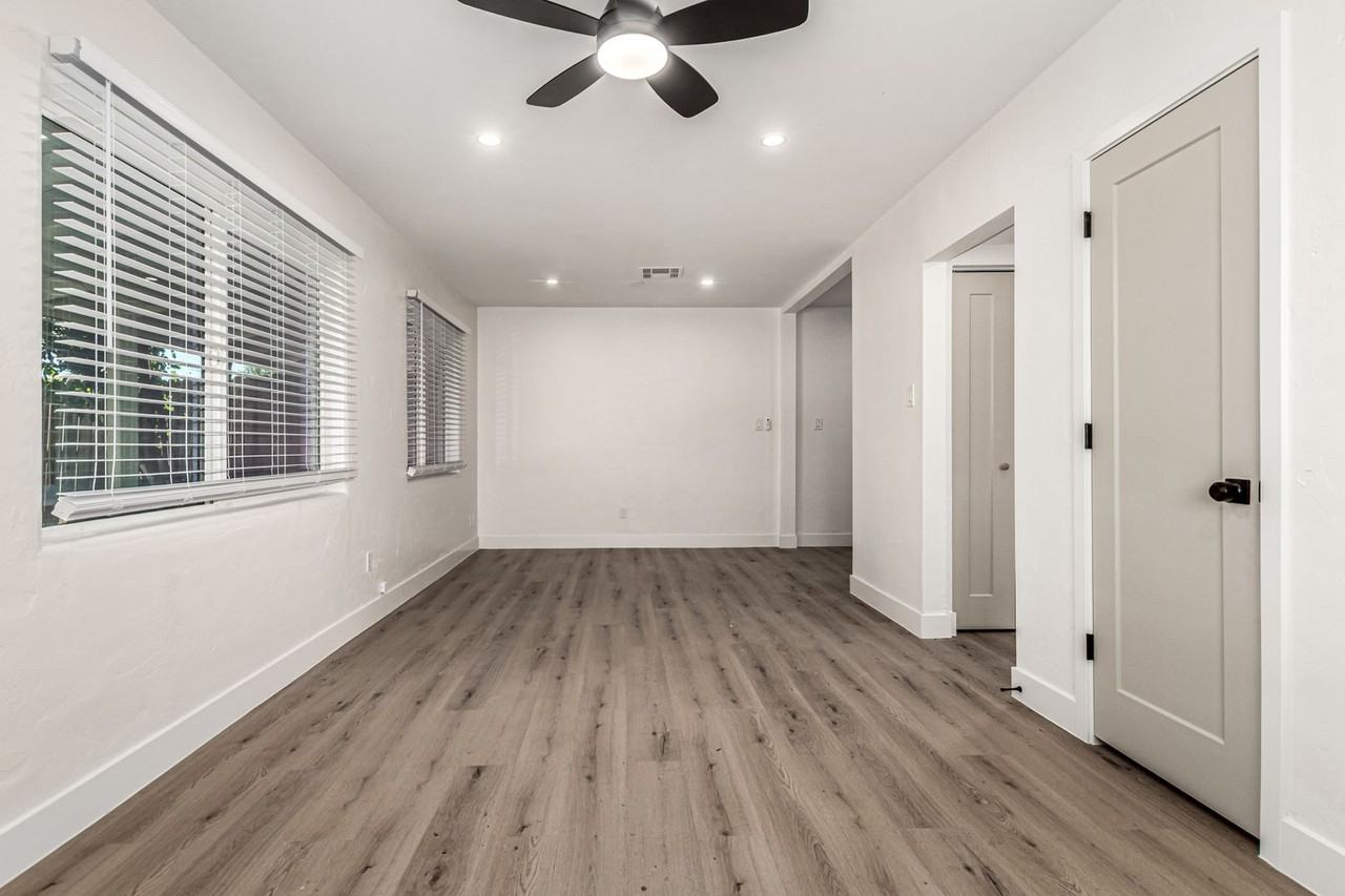 3610 N 27th St - Photo 5 of 38