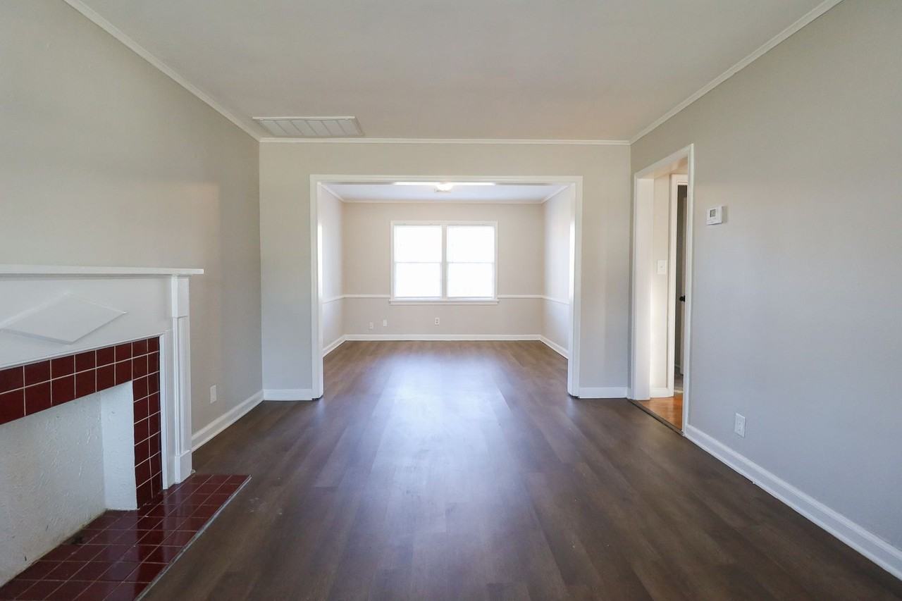 723 N Gary Pl - Photo 4 of 24