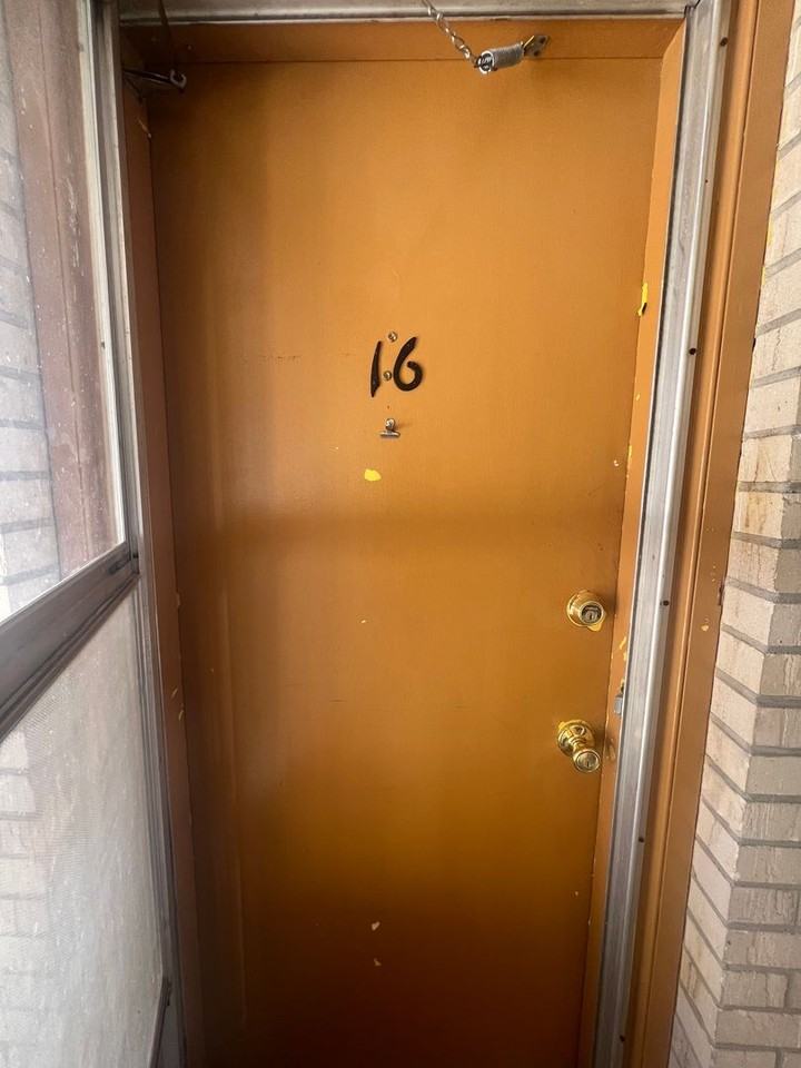 The Curry House Apartments! - Photo 2 of 18