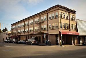 featured image of 11 Glen Ave