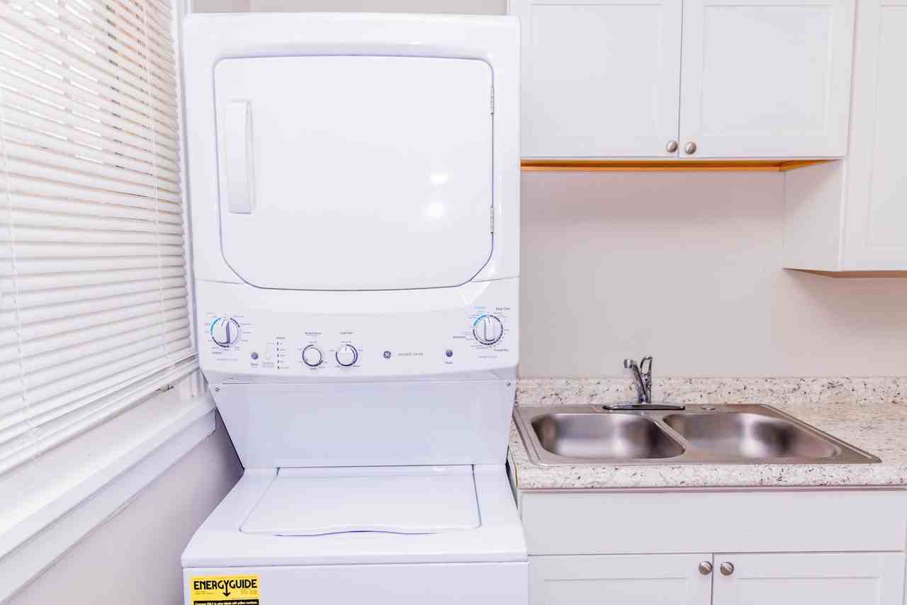 1405 Winder St - Photo 7 of 19