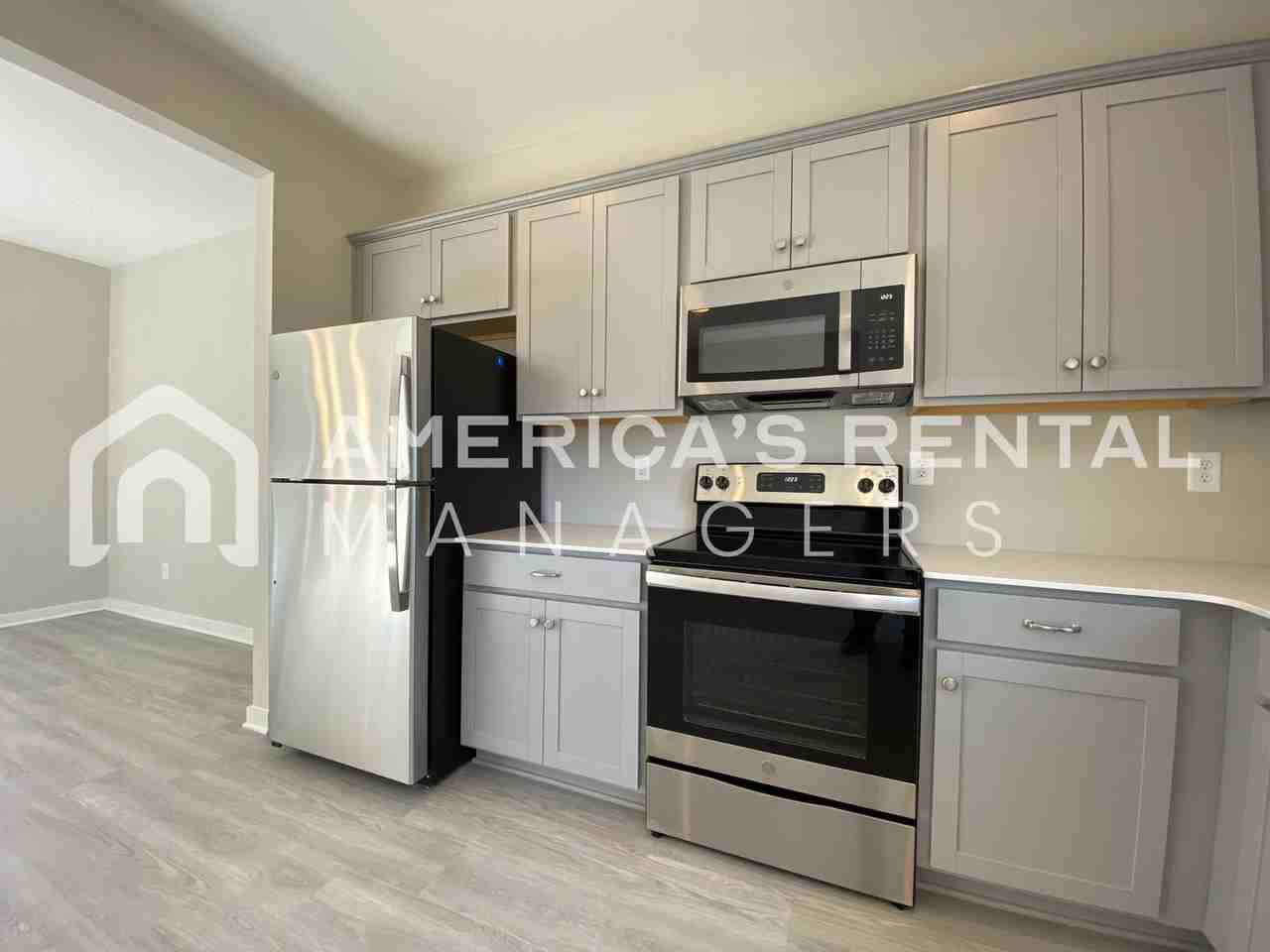 14308 Chase Dr - Photo 6 of 47