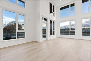 310 Sw Industrial Way - Photo 1 of 1