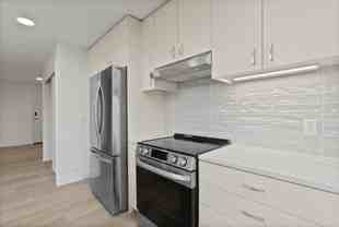 310 Sw Industrial Way - Photo 1 of 1