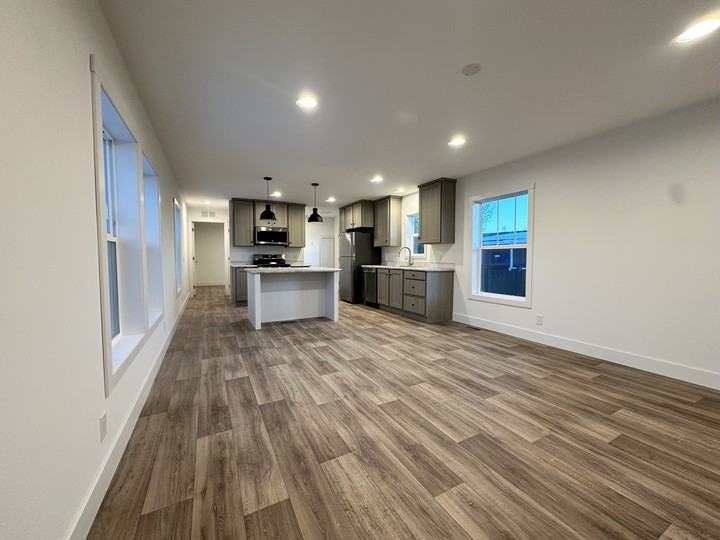 15 Hartland St N #15HA - Photo 3 of 27