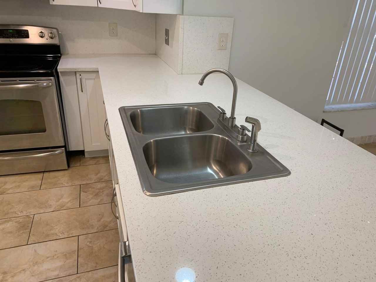 1342 Torreya Circle - Photo 7 of 34