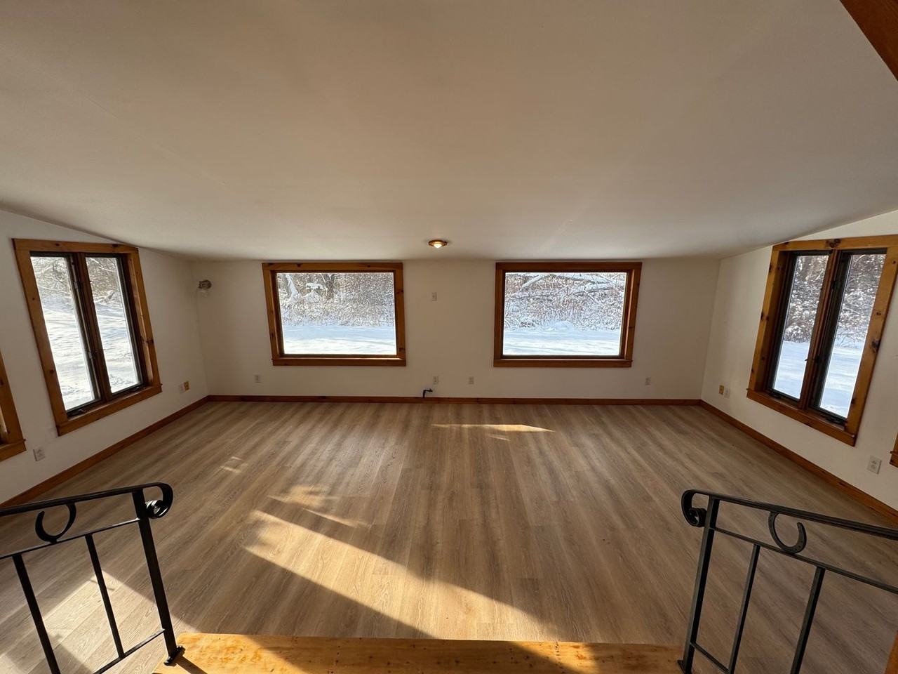 2272 Girdlot Road - Photo 4 of 20