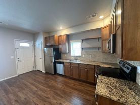 625 Peterson St - Photo 1 of 1