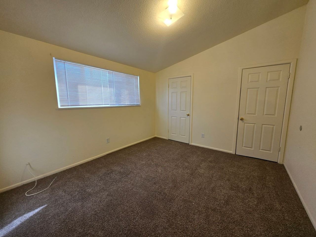 2901 W Fruitland St - Photo 7 of 21