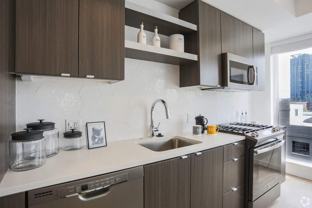 1625 Sw Alder St - Photo 1 of 1