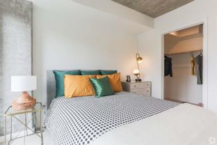 1625 Sw Alder St - Photo 1 of 1