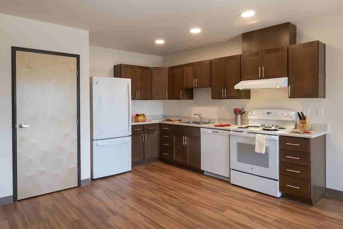 7930 Rainier Ave S - Photo 3 of 23