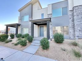 featured image of 648 W Vermillion Wind Ln