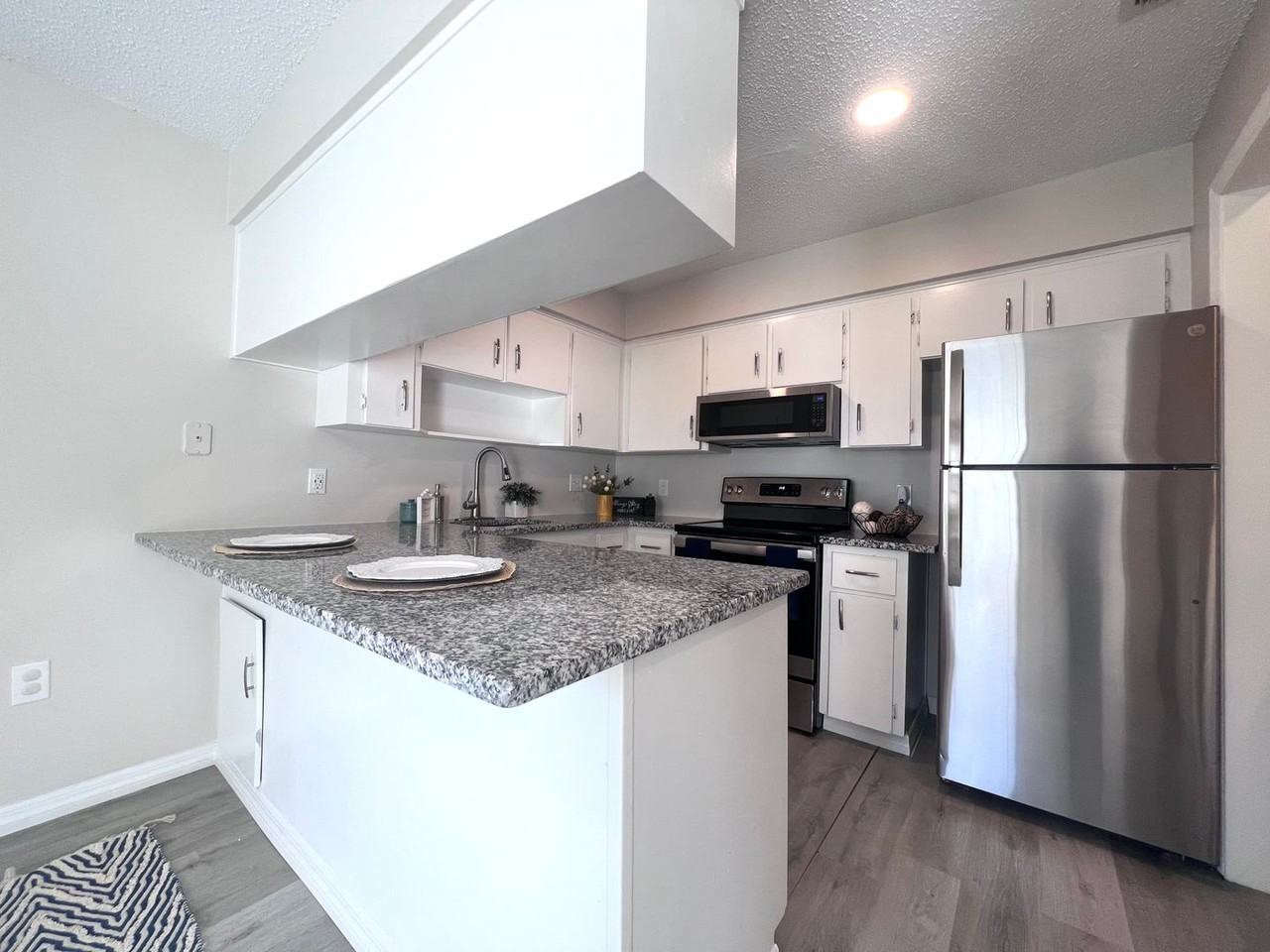 The Rhoads Apartments | 2 Bedroom Apartments in Leesburg, FL - Photo 6 of 39