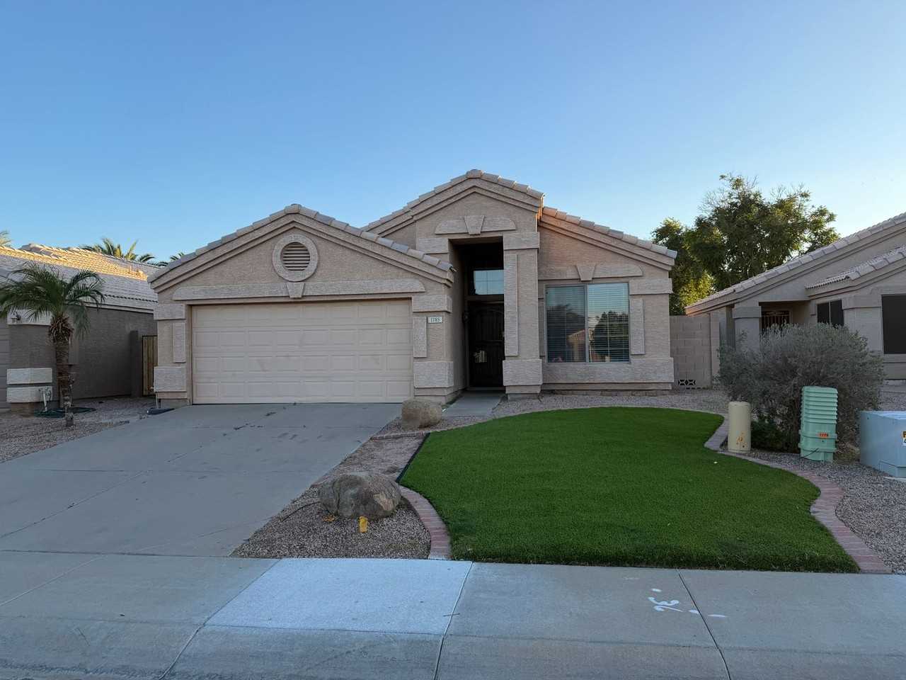 1785 E Appaloosa Rd - Photo 3 of 16