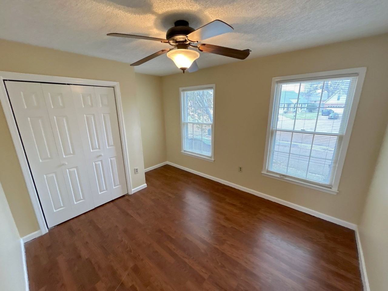 8209 Crimson Creek Dr - Photo 5 of 14