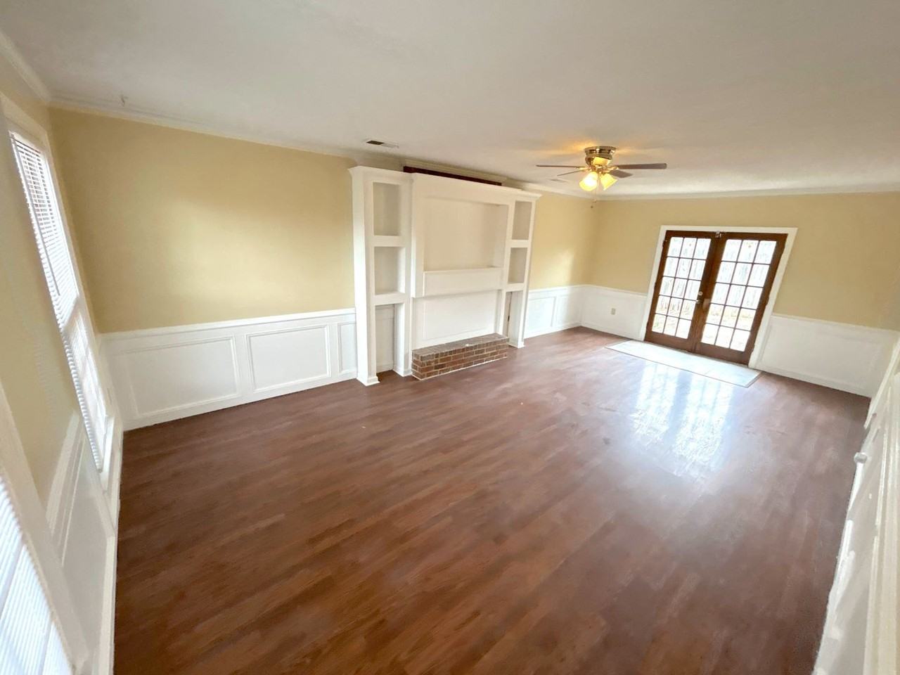 8209 Crimson Creek Dr - Photo 7 of 14