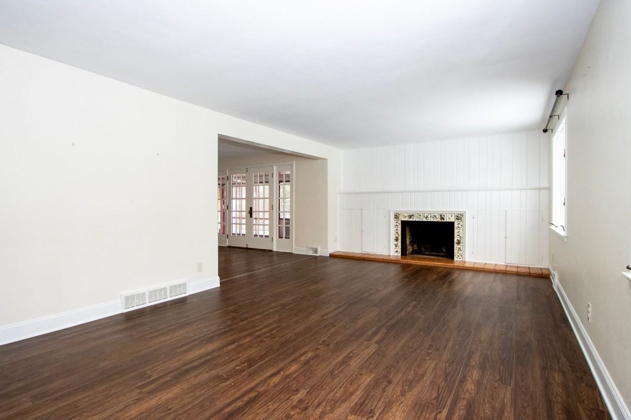 859 N Grant St - Photo 2 of 38