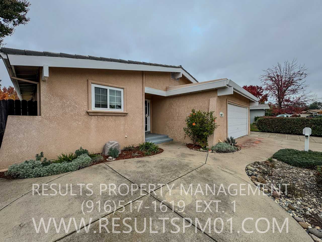 5636 Butano Way - Photo 5 of 40