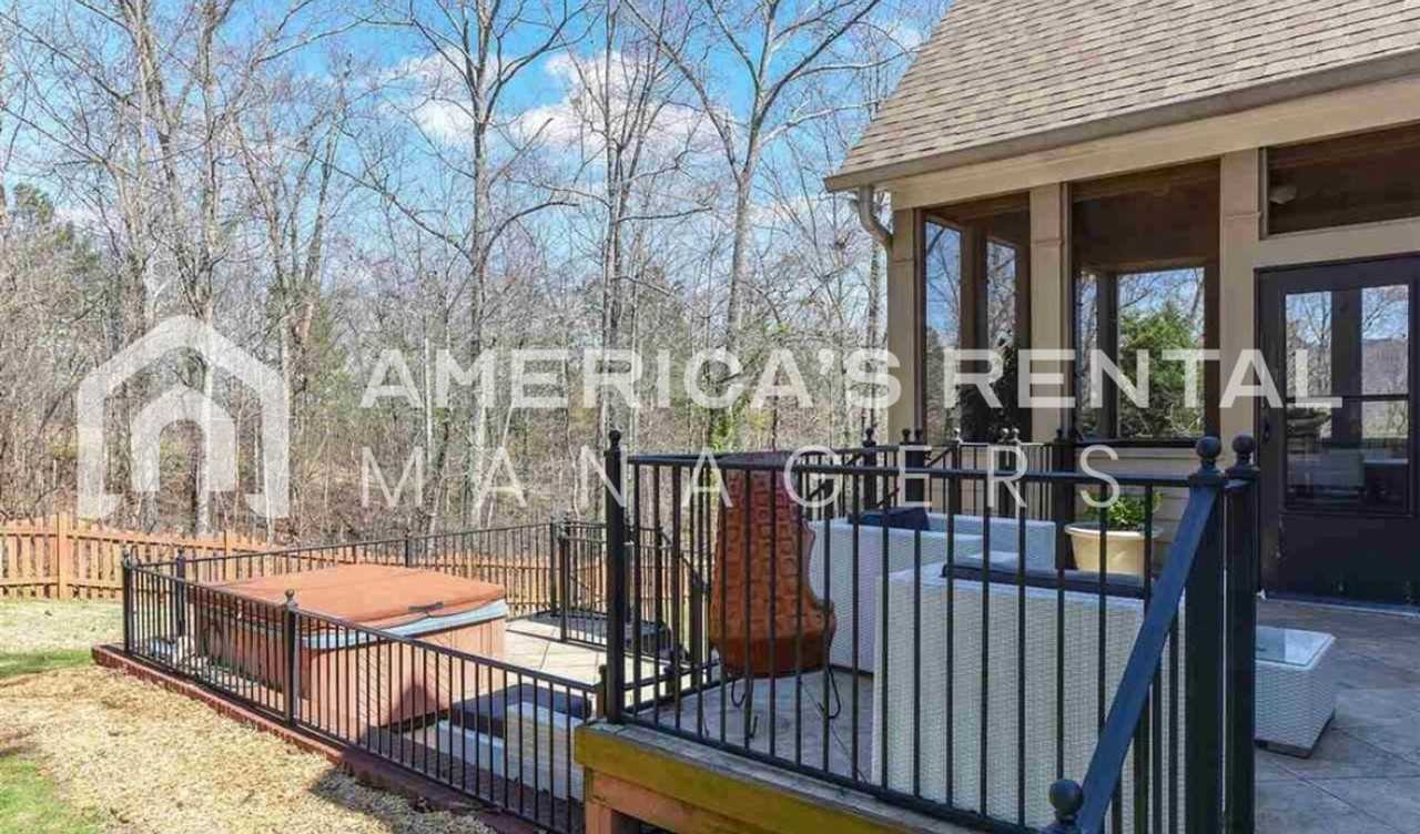 4292 Milner Rd E - Photo 6 of 27