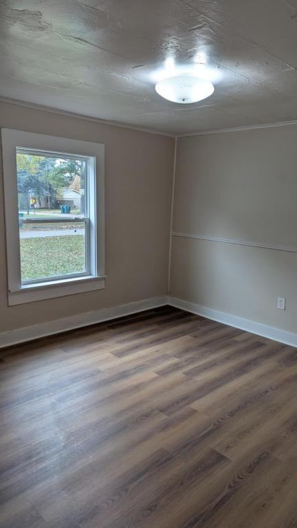 209 South Center Street - Photo 3 of 11