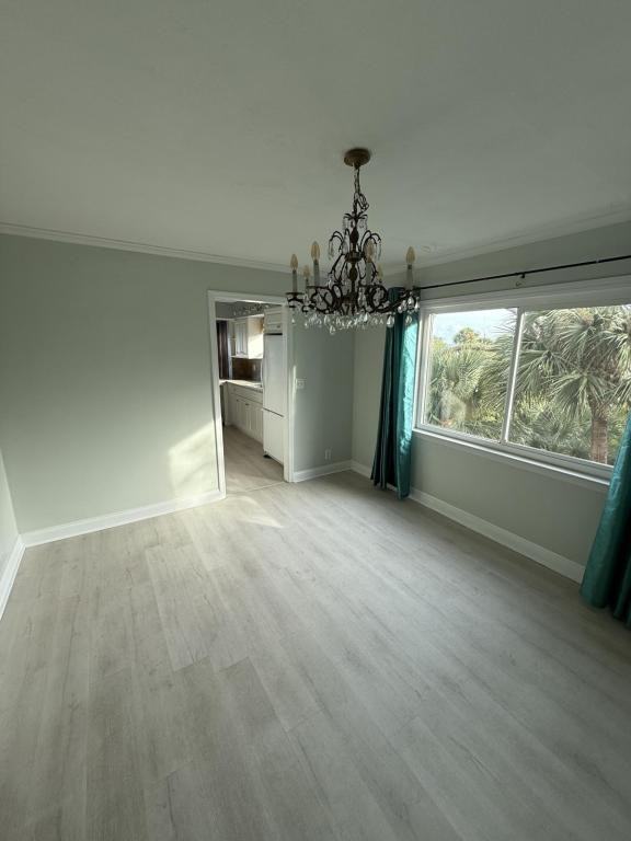 1540 Riverside Dr - Photo 5 of 20