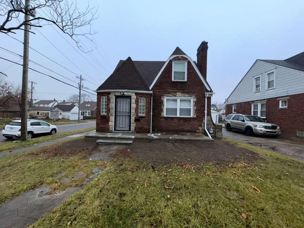 15403 Murray Hill Street