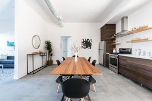 featured image of 2980 Allesandro Street