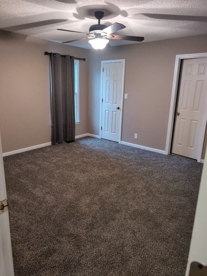 3218 Tabby Dr - Photo 6 of 14