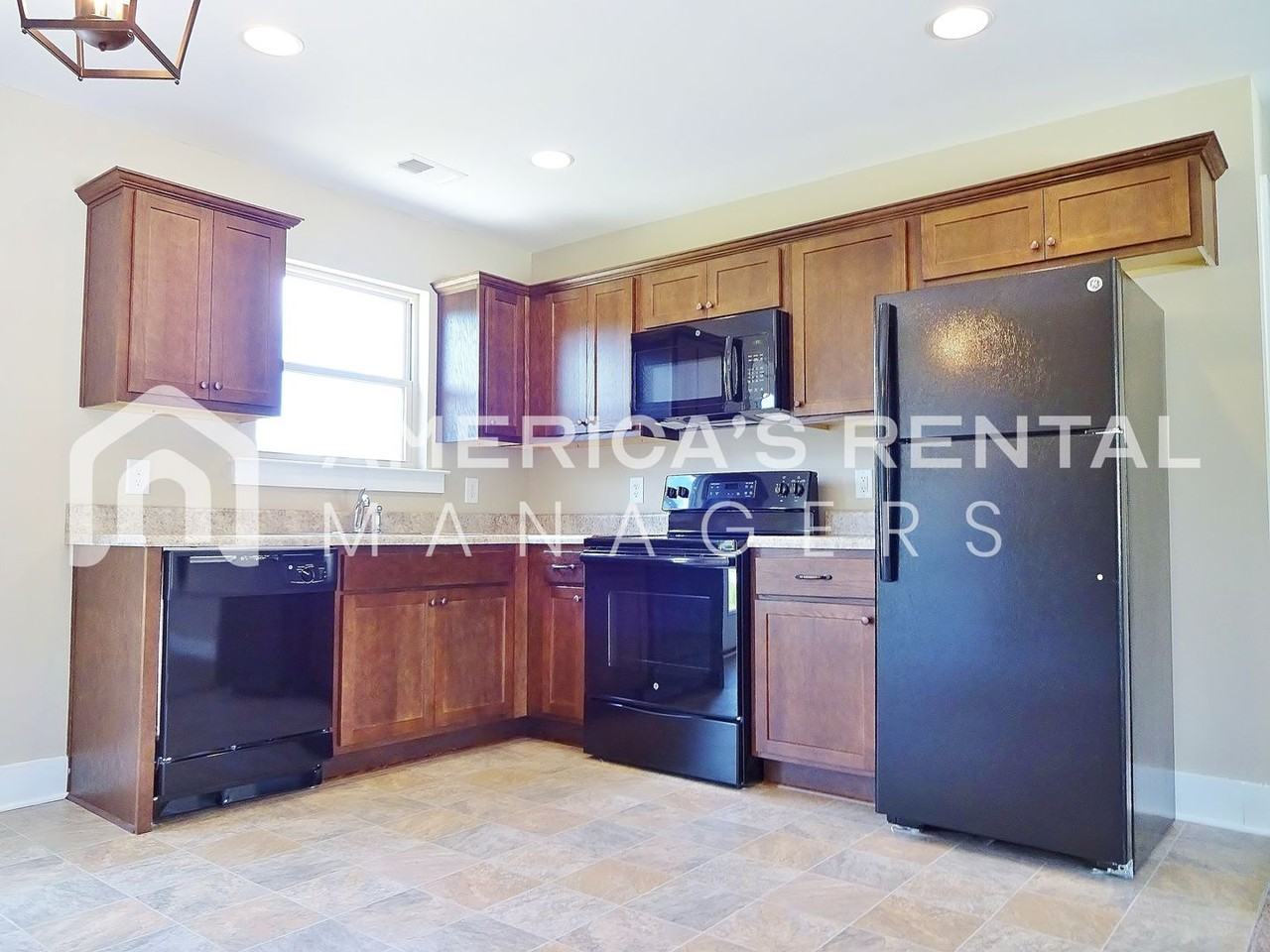 16659 Zach Ln - Photo 6 of 29