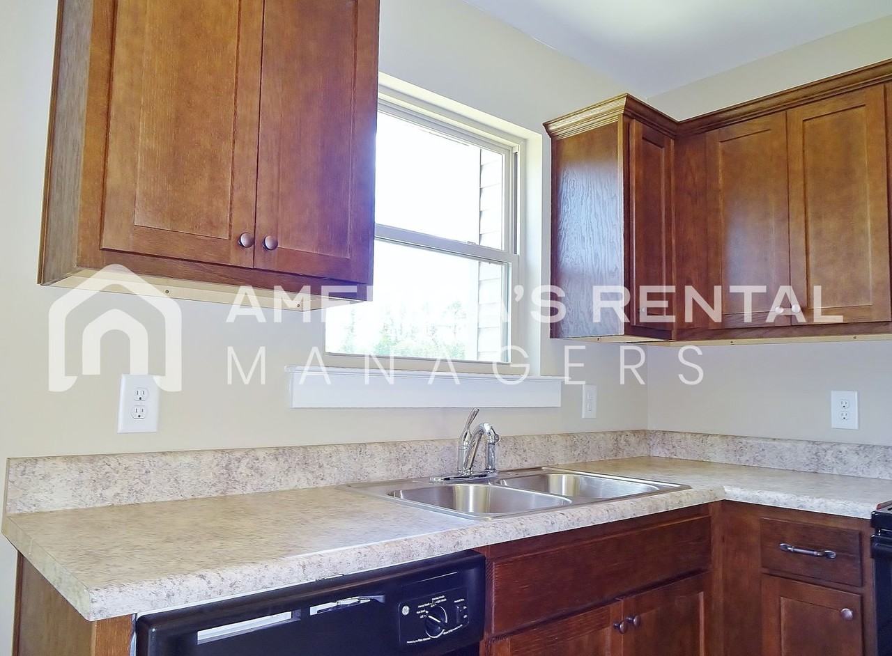 16659 Zach Ln - Photo 7 of 29