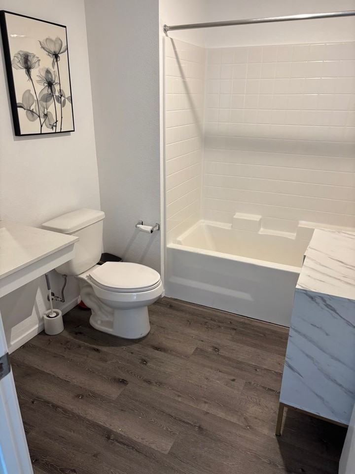 4238 S. Western Ave. - Photo 4 of 4